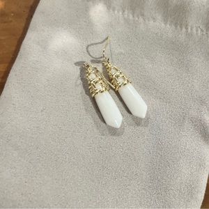 Pearl, Gold & White Kendra Scott Earrings